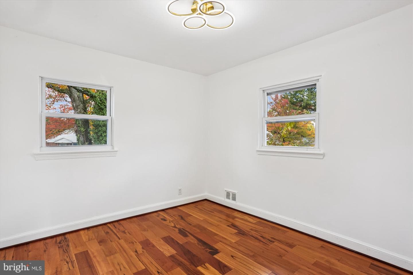 717 Ludlow Street photo 36