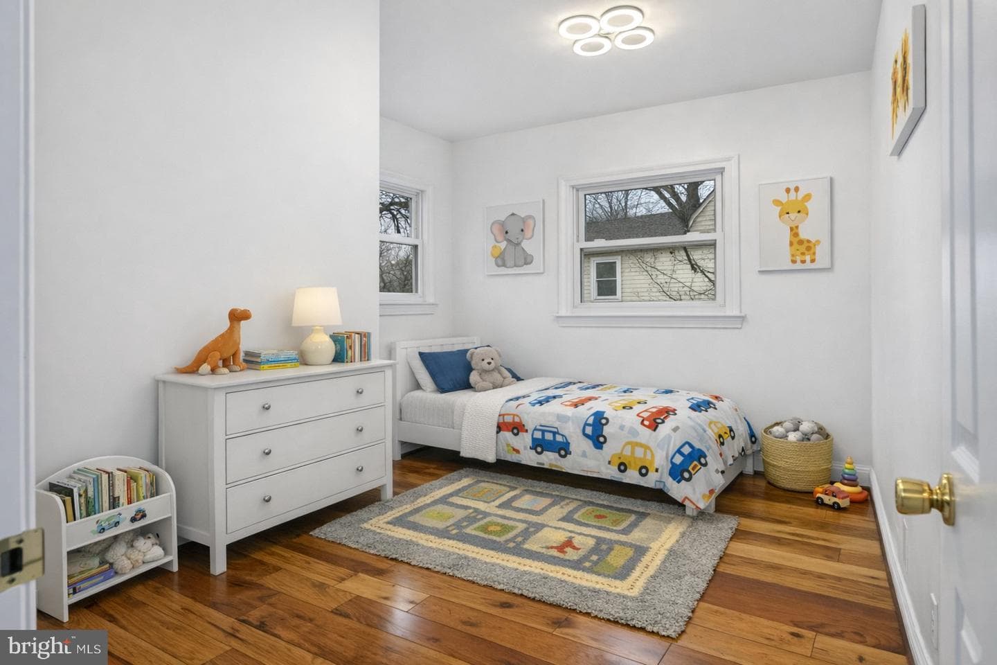 717 Ludlow Street photo 39