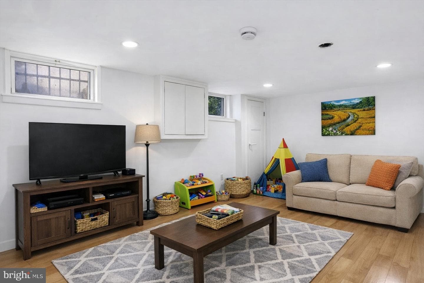 717 Ludlow Street photo 44