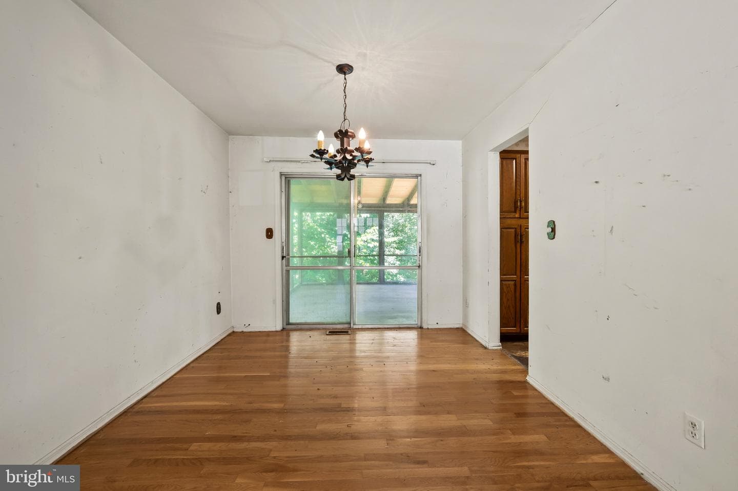 1010 Rosemere Avenue photo 5
