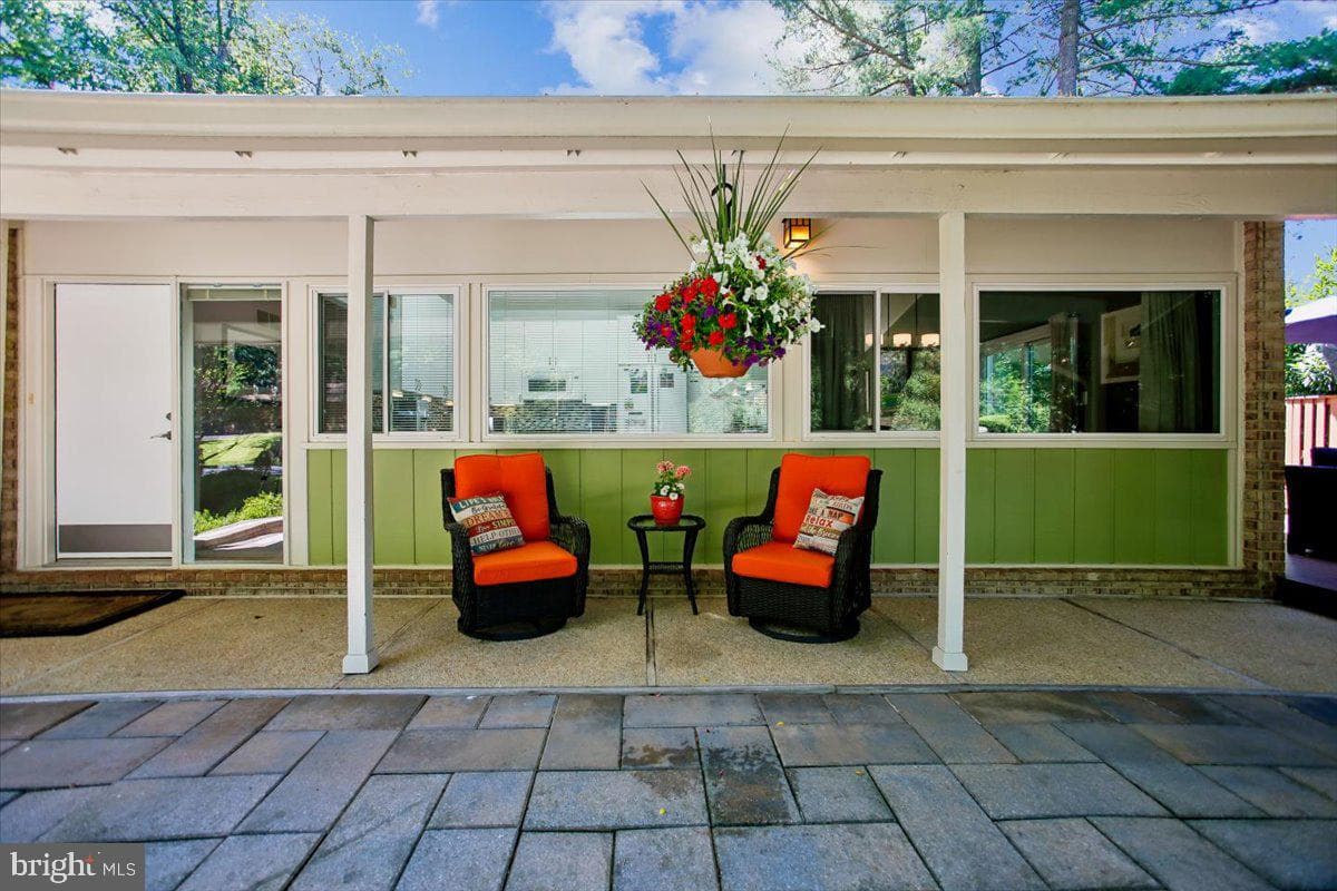 8308 Lilly Stone Drive photo 3