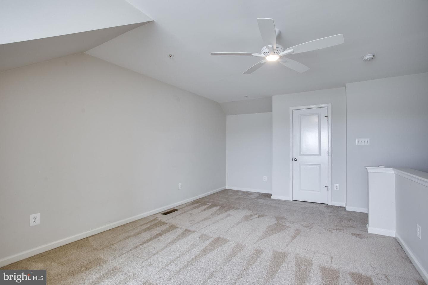 13233 Orsay St photo 45