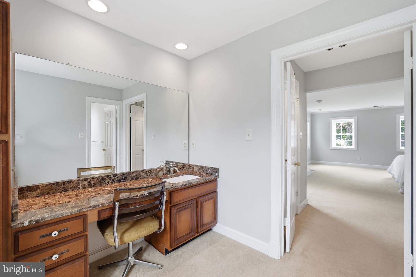14200 White Water Way photo 34