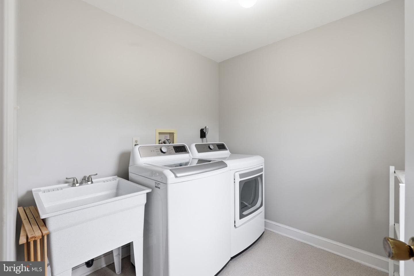 14200 White Water Way photo 43