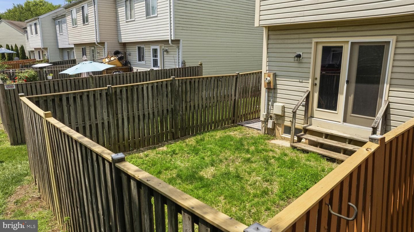 12501 Coral Grove Place photo 31