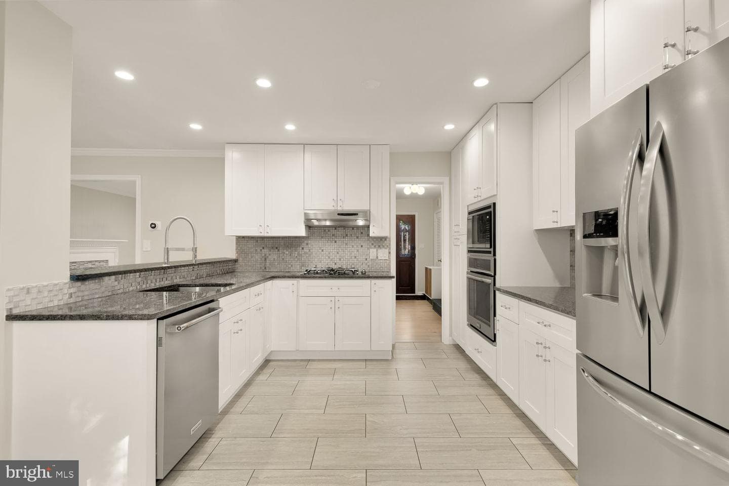 11601 Magruder Lane photo 12