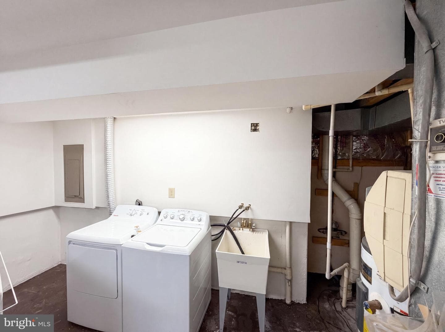 8509 Ivoryton Way photo 19