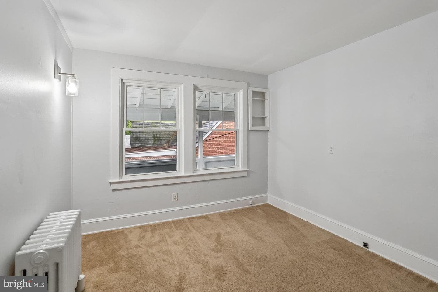 315 Circle Avenue photo 16