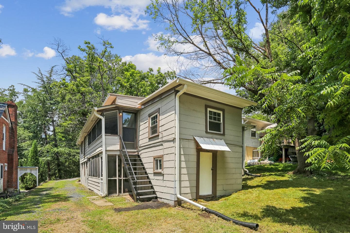 315 Circle Avenue photo 22