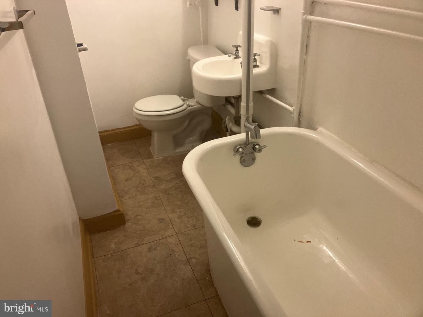 315 Circle Avenue photo 39