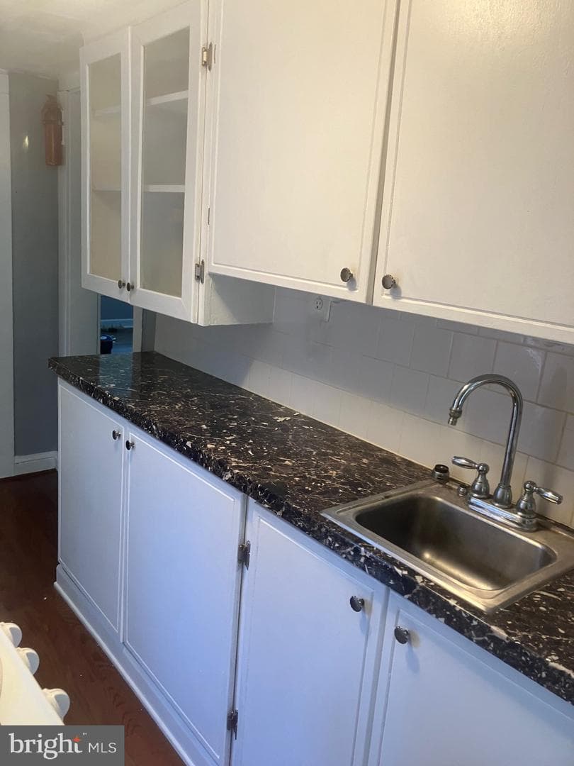 315 Circle Avenue photo 52