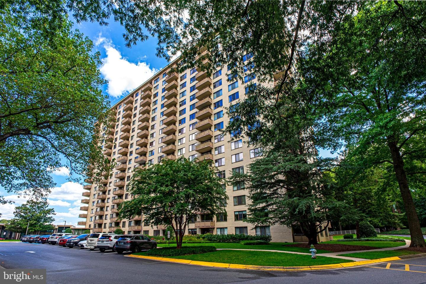 5225 Pooks Hill Road #721s, Bethesda