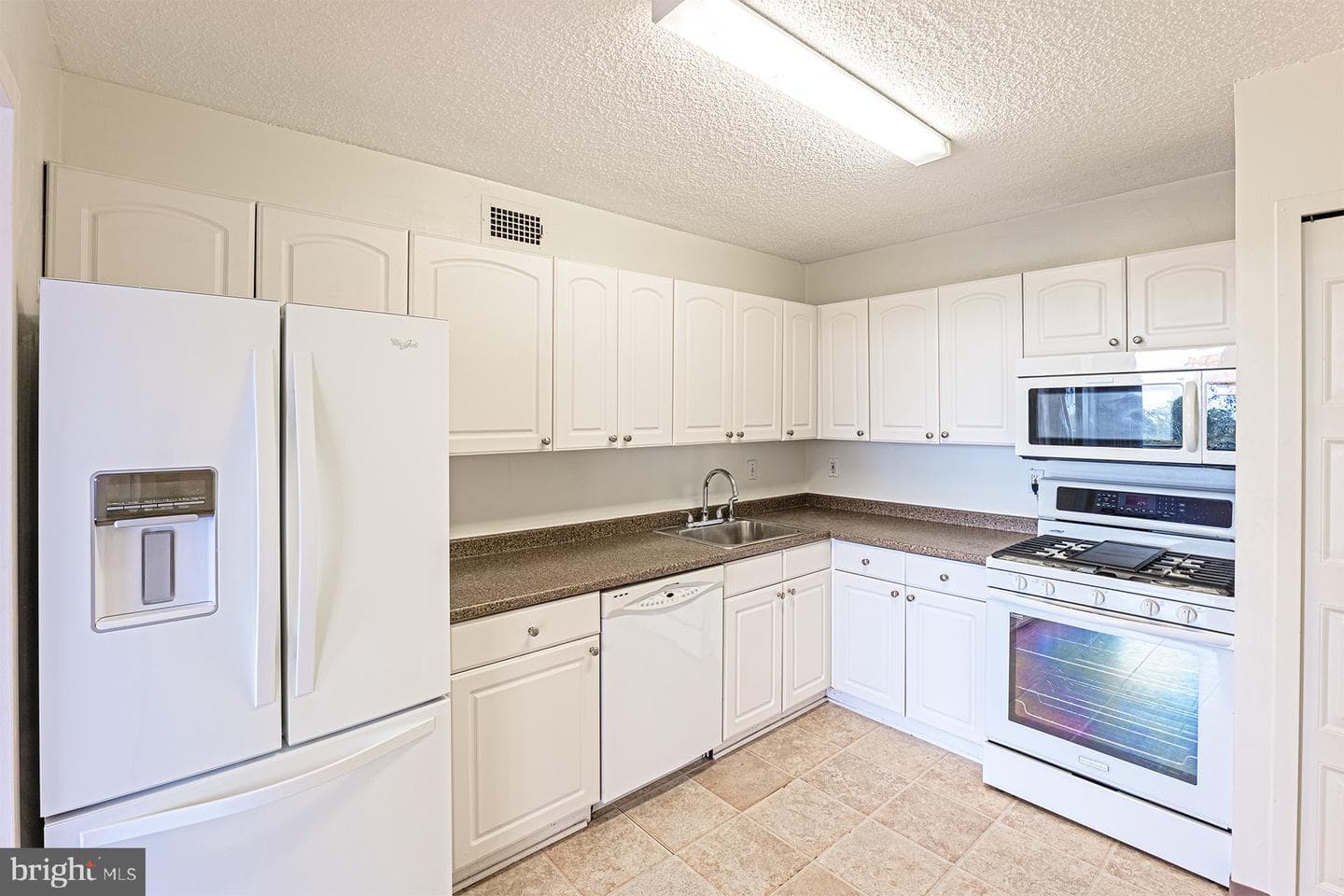 5225 Pooks Hill Road #721s photo 11