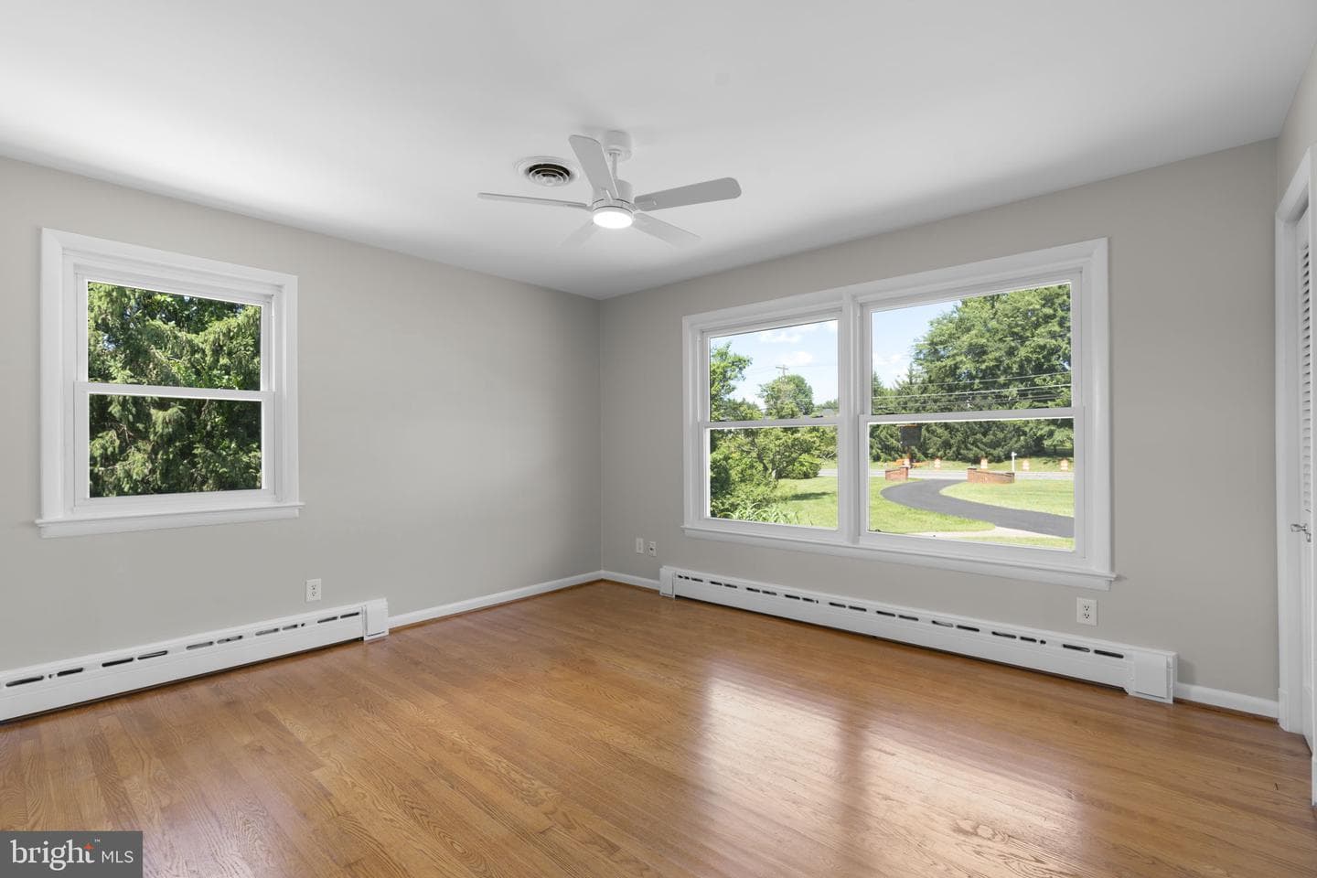 18015 Muncaster Road photo 34