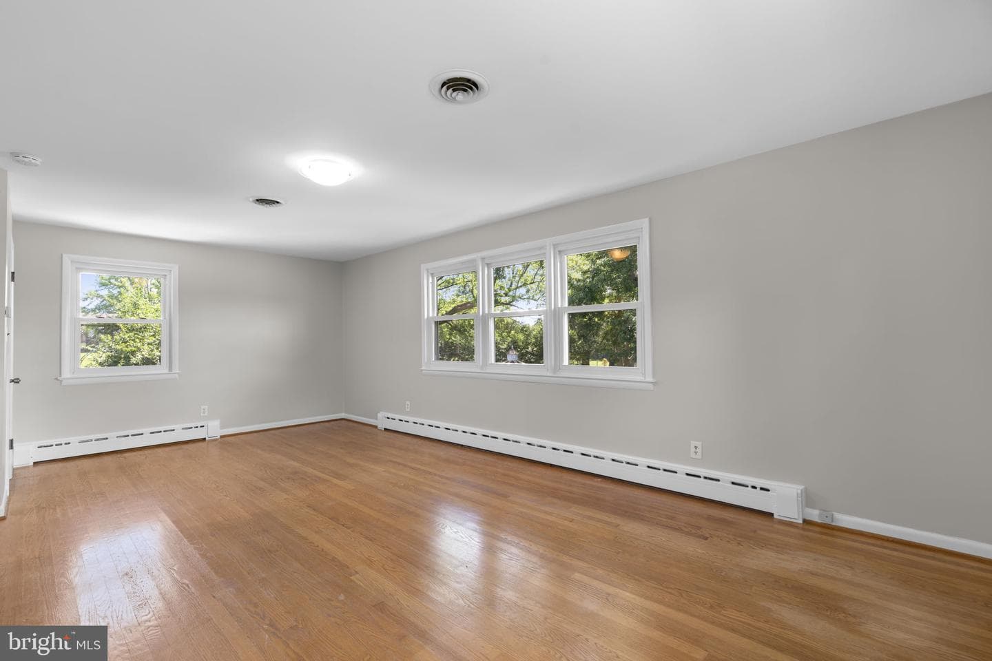 18015 Muncaster Road photo 44