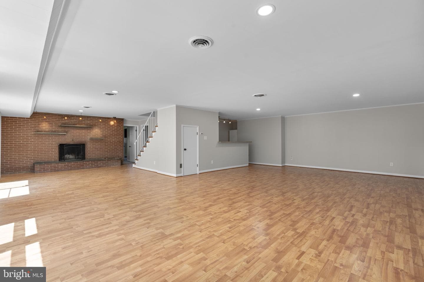 18015 Muncaster Road photo 51