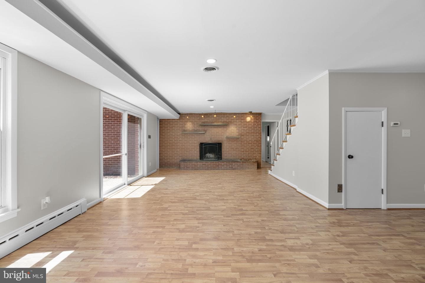 18015 Muncaster Road photo 52