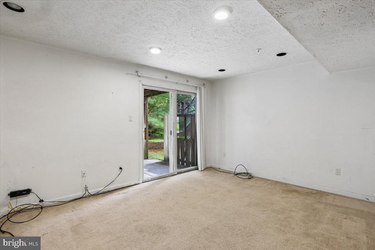 66 Shadowridge Court photo 28