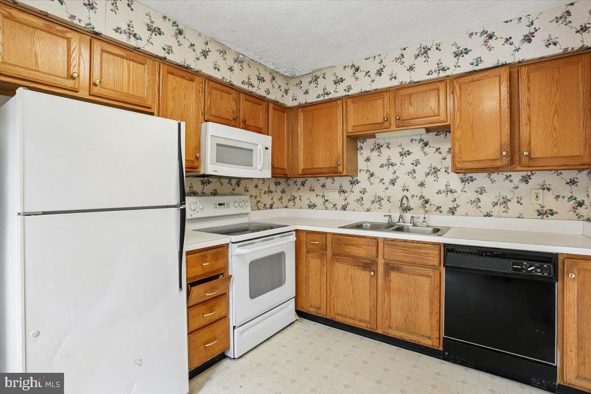66 Shadowridge Court photo 9