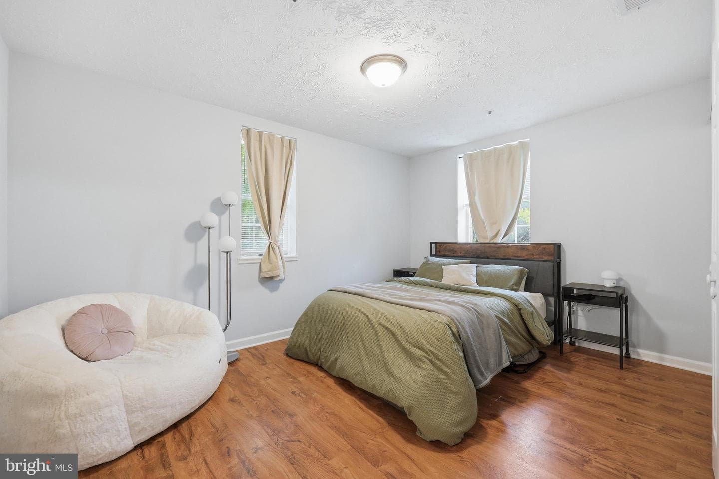 12201 Saint Peter Court #d photo 29