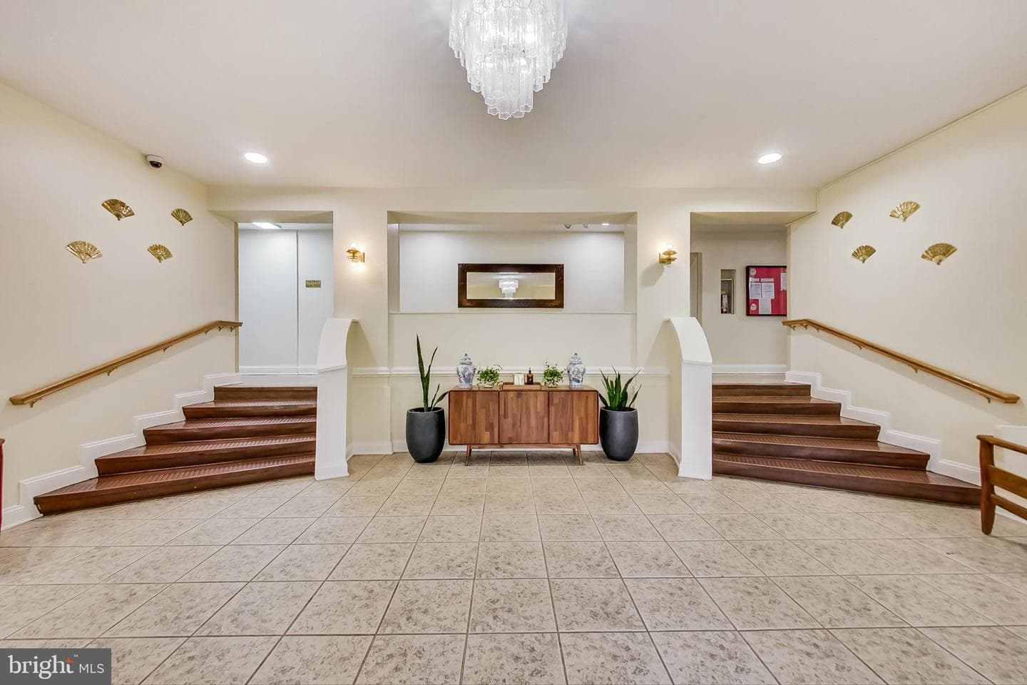 7611 Maple Ave # 202 photo 22