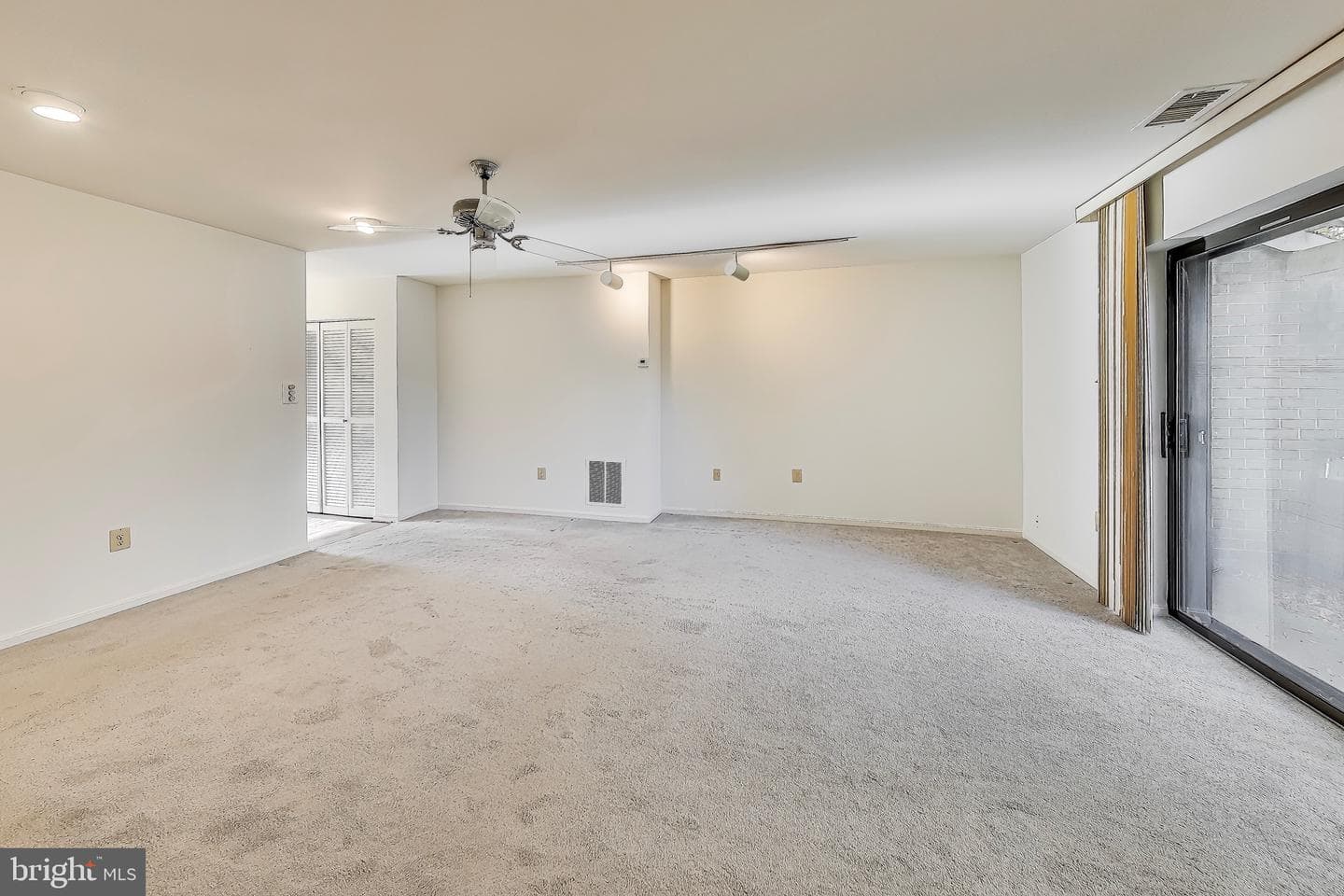 16 Dudley Court #7 photo 7