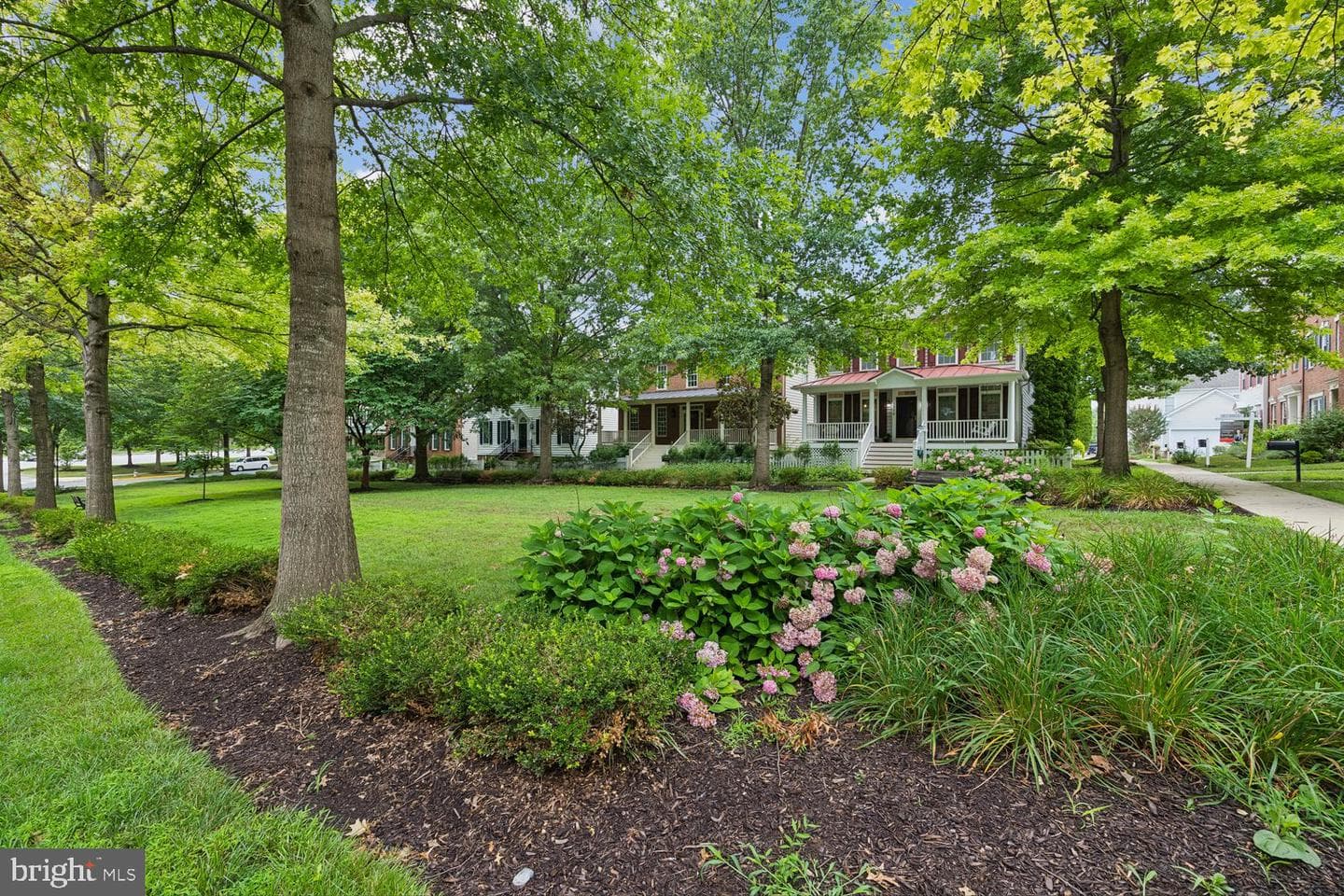 1379 Main Street photo 77