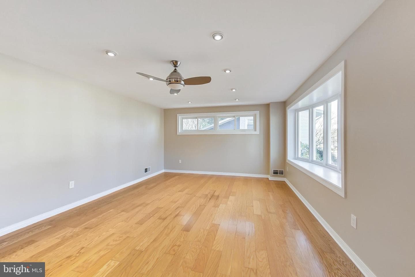 11407 Woodson Avenue photo 4