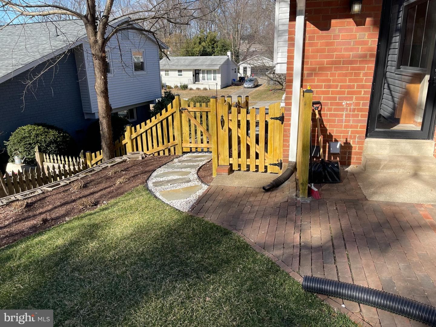 11407 Woodson Avenue photo 9