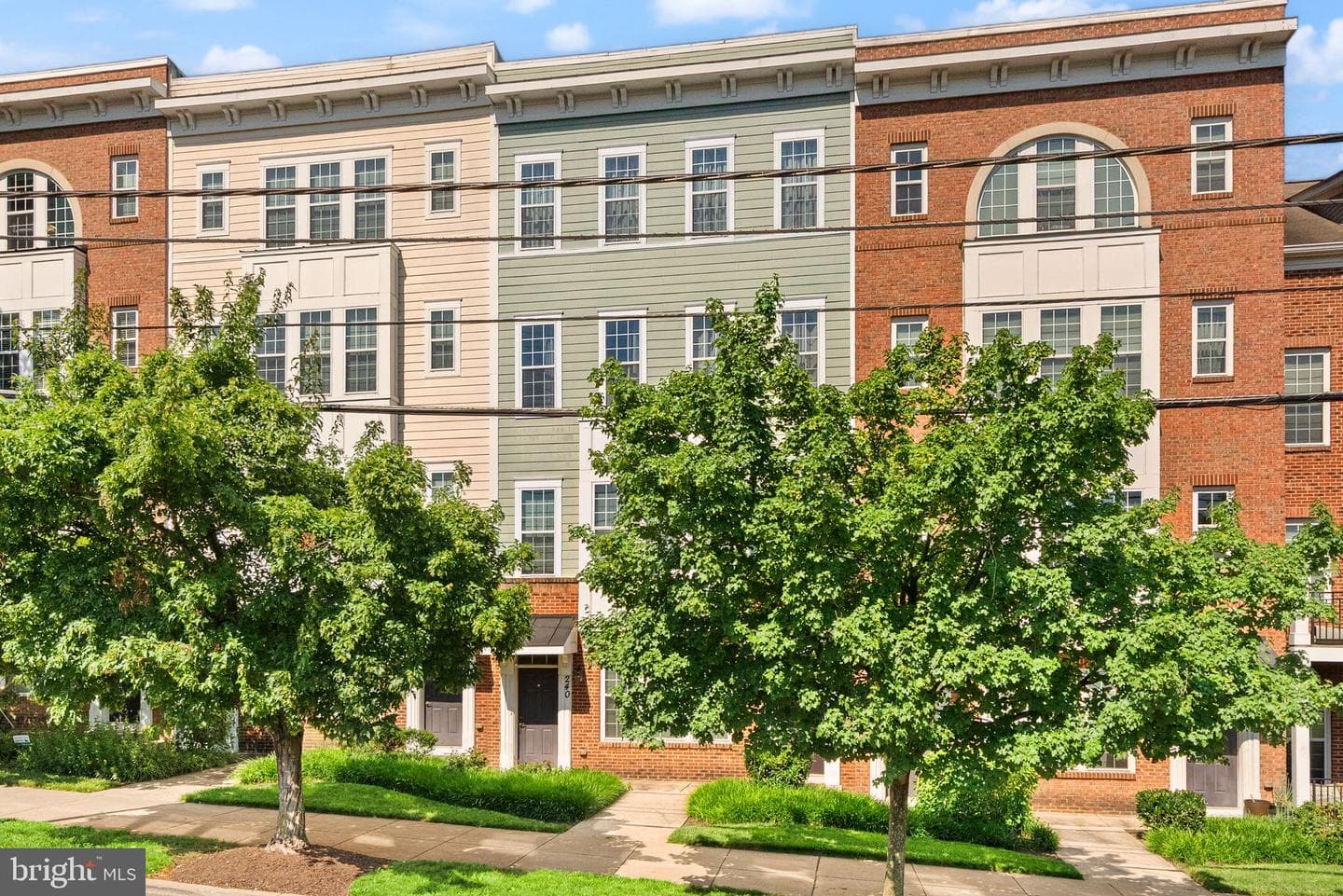 242 N Summit Avenue N #21, Gaithersburg