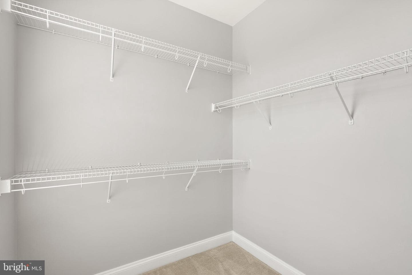242 N Summit Avenue N #21 photo 11