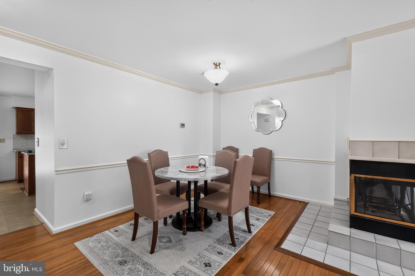 10 Augustine Court photo 11