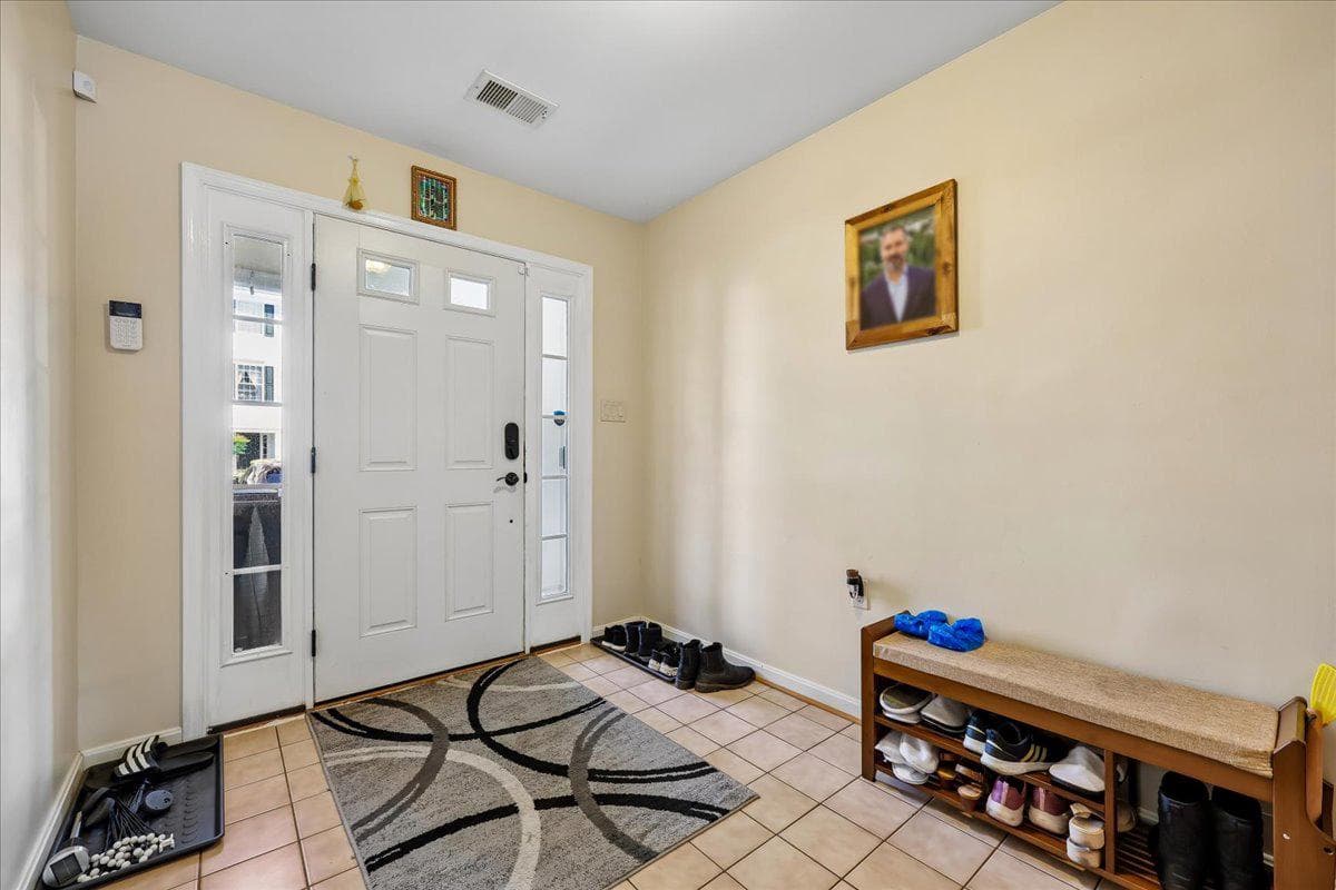 7804 Yankee Harbor Drive photo 3