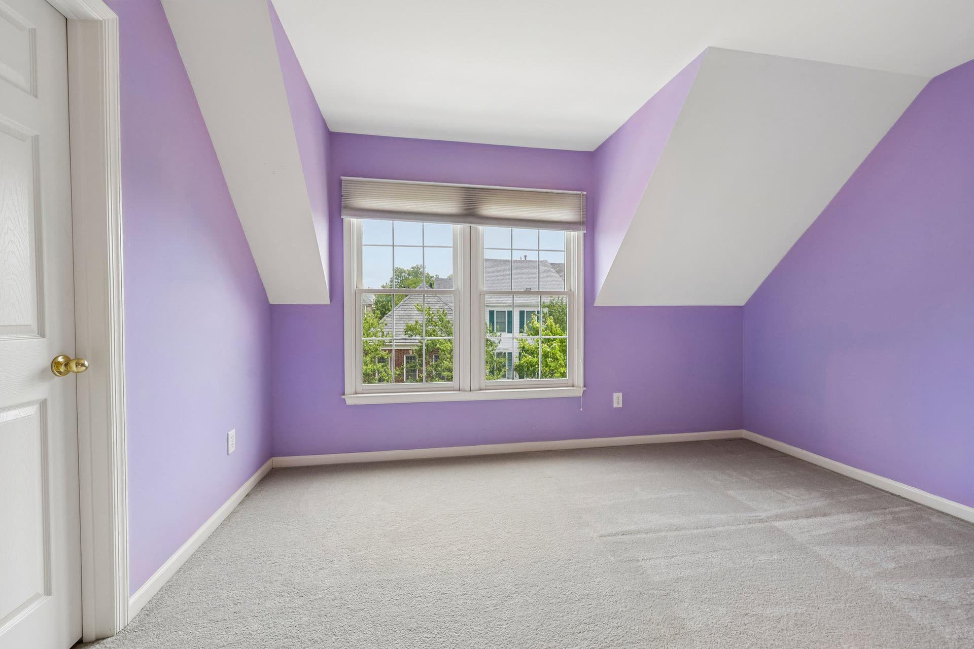 331 Alfandre Street photo 23