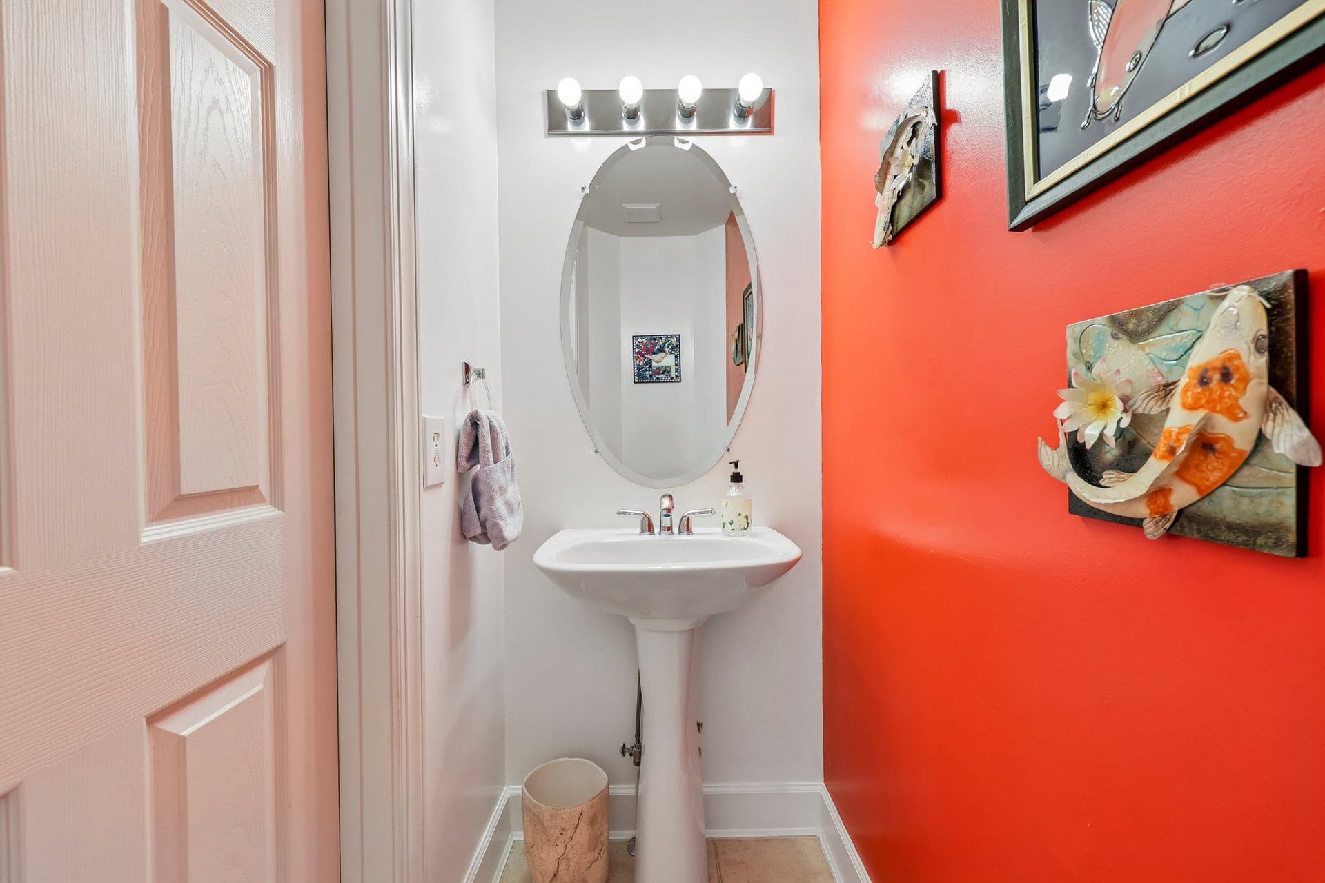 331 Alfandre Street photo 5