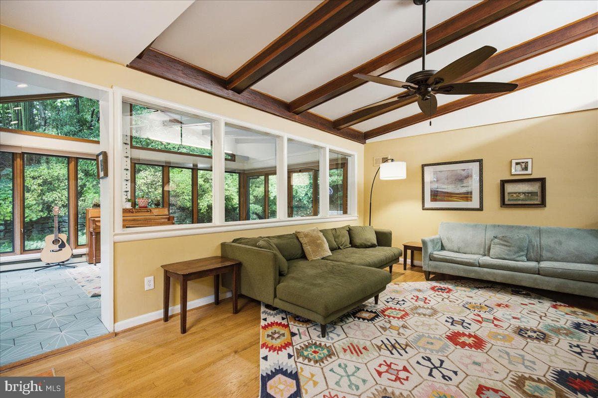 10802 Lockridge Drive photo 12