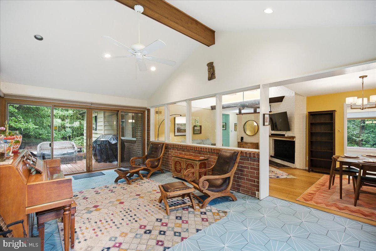 10802 Lockridge Drive photo 19