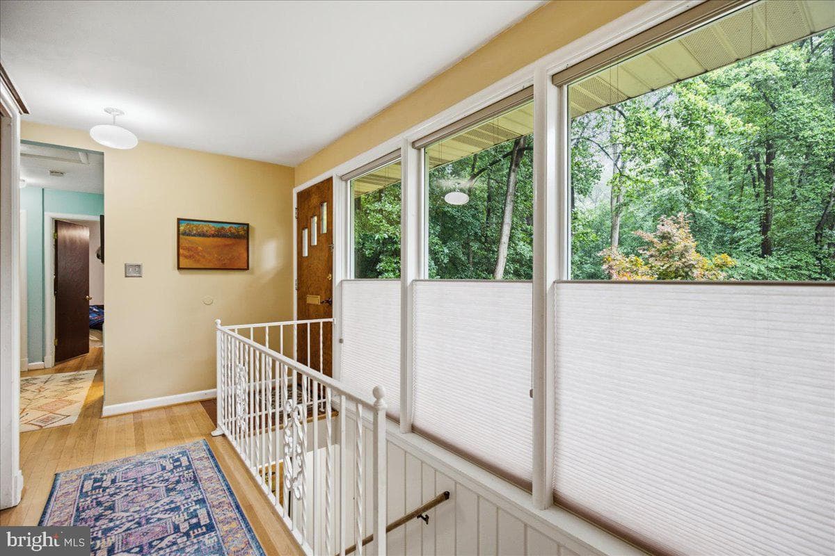 10802 Lockridge Drive photo 8