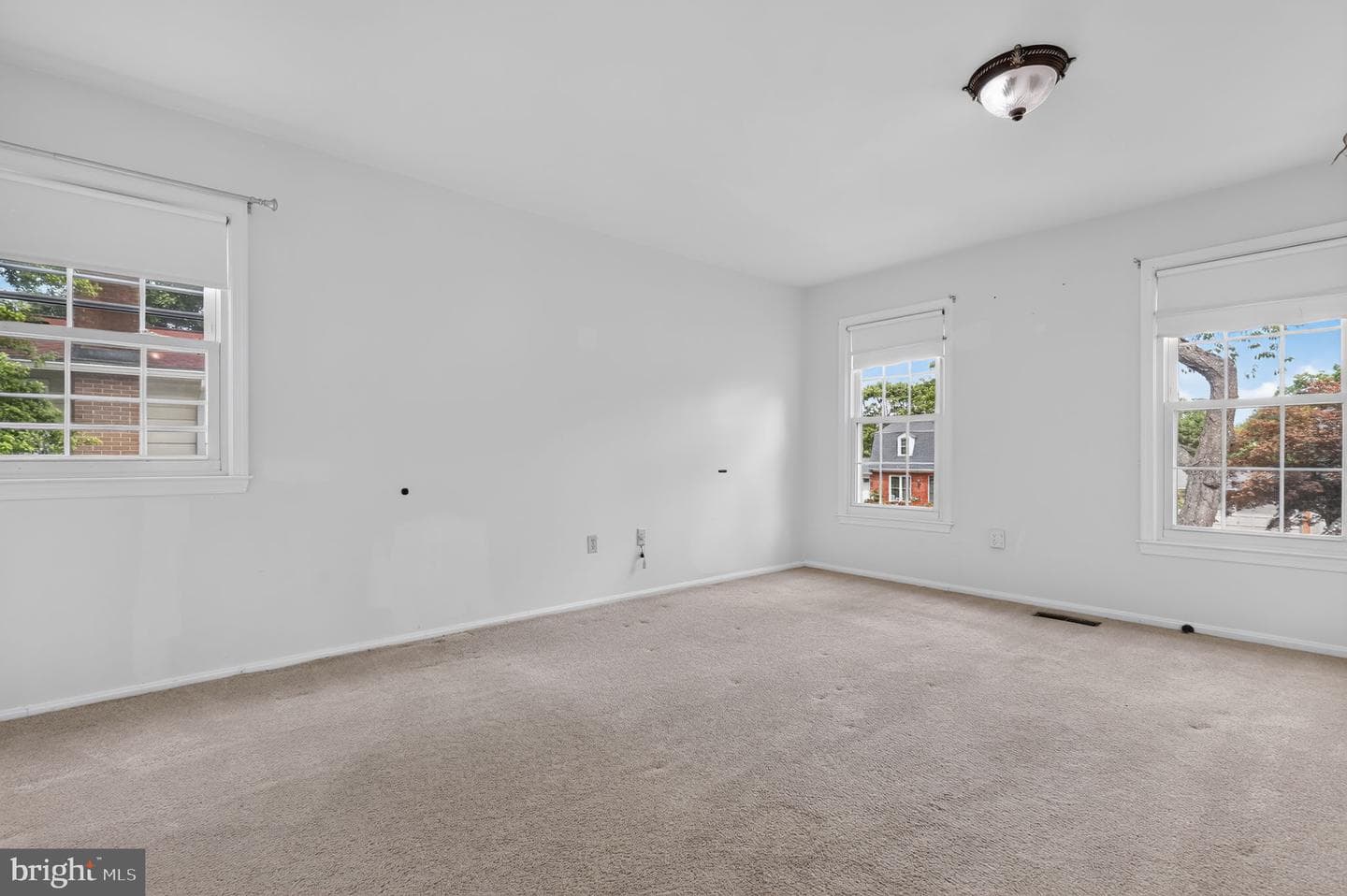 8912 N Westland Drive photo 25