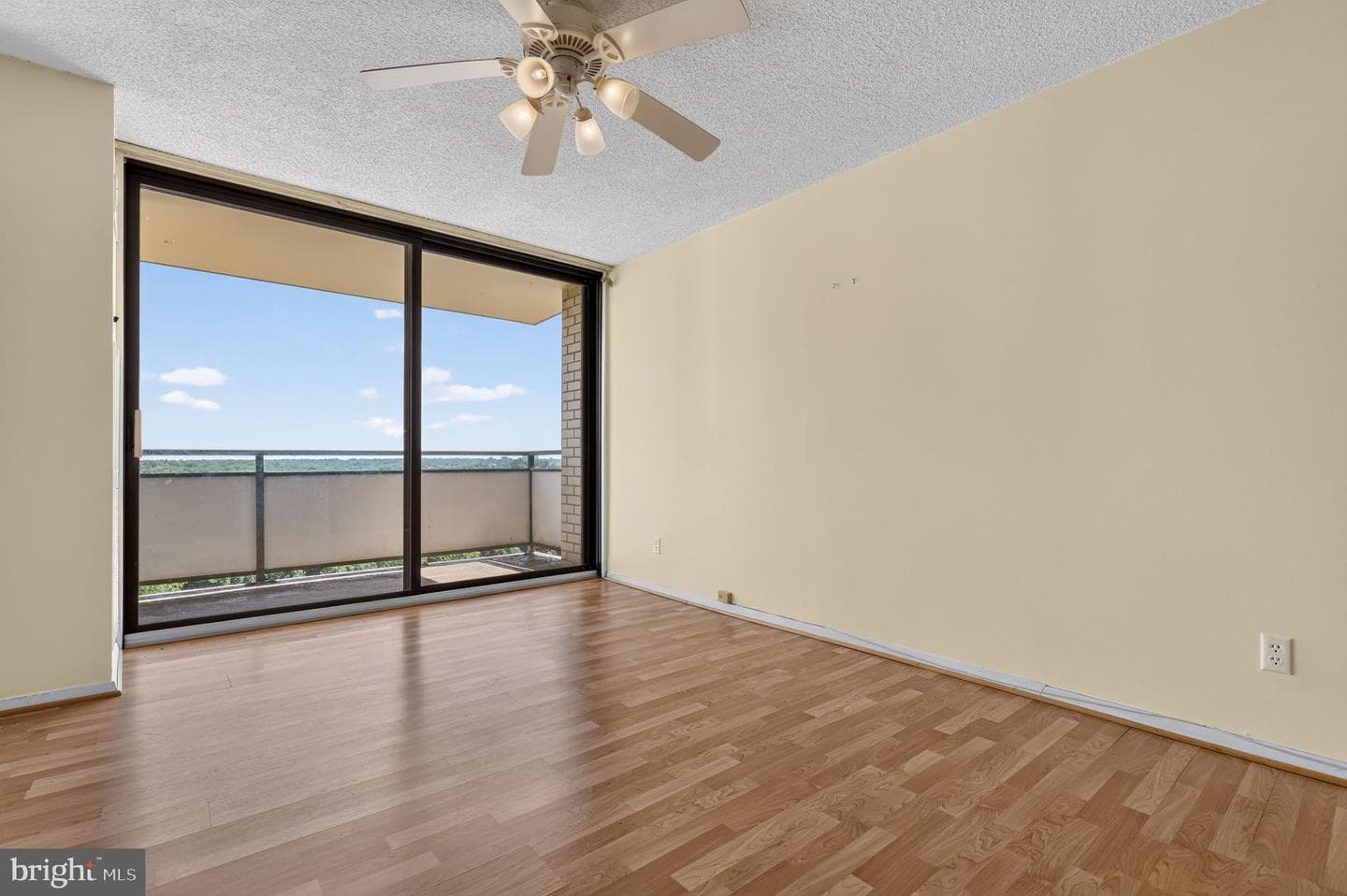 5225 Pooks Hill Rd # 1319S photo 11