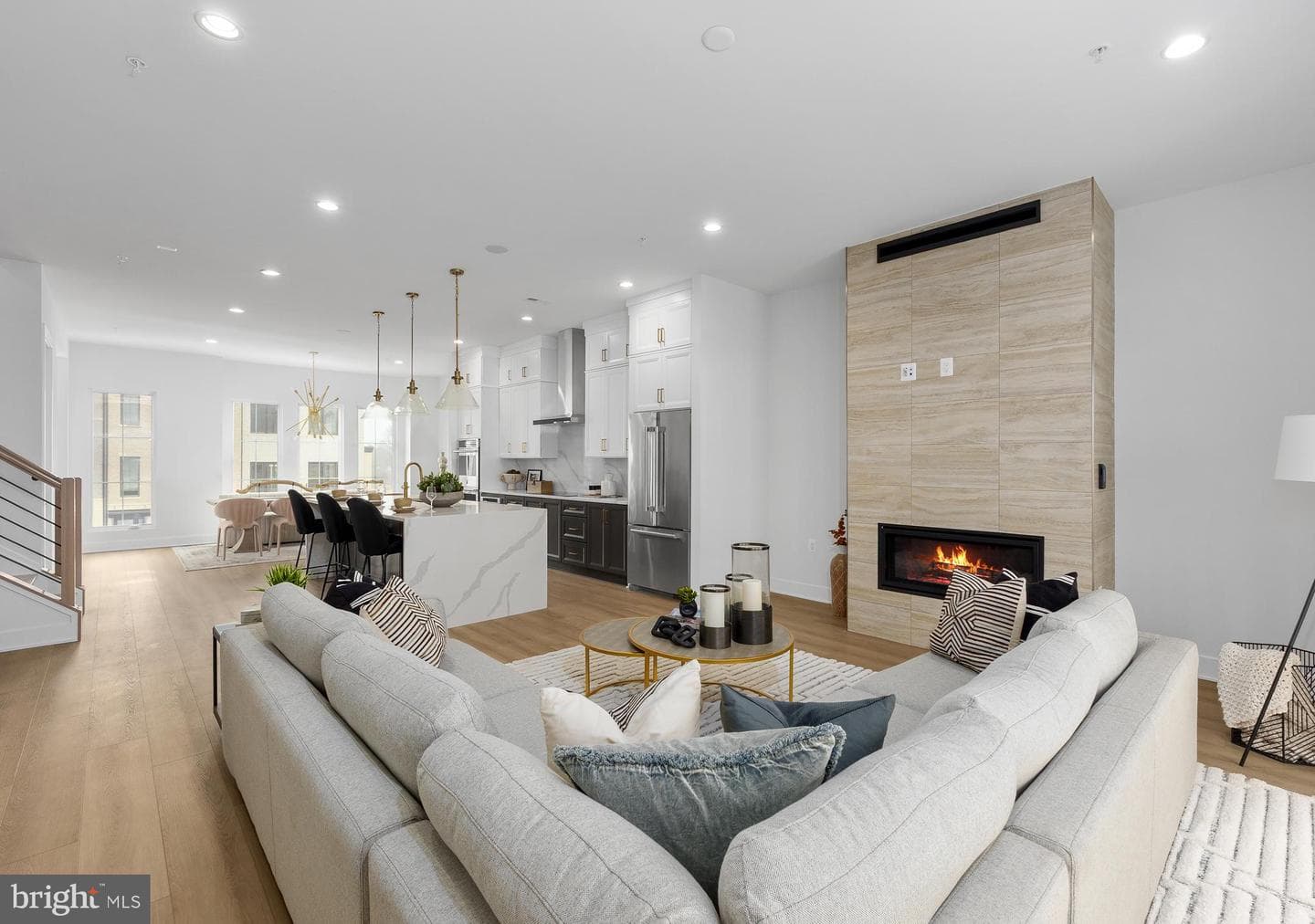 8605 Erdem Place photo 3
