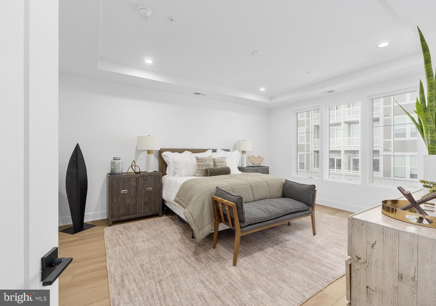 8605 Erdem Place photo 4