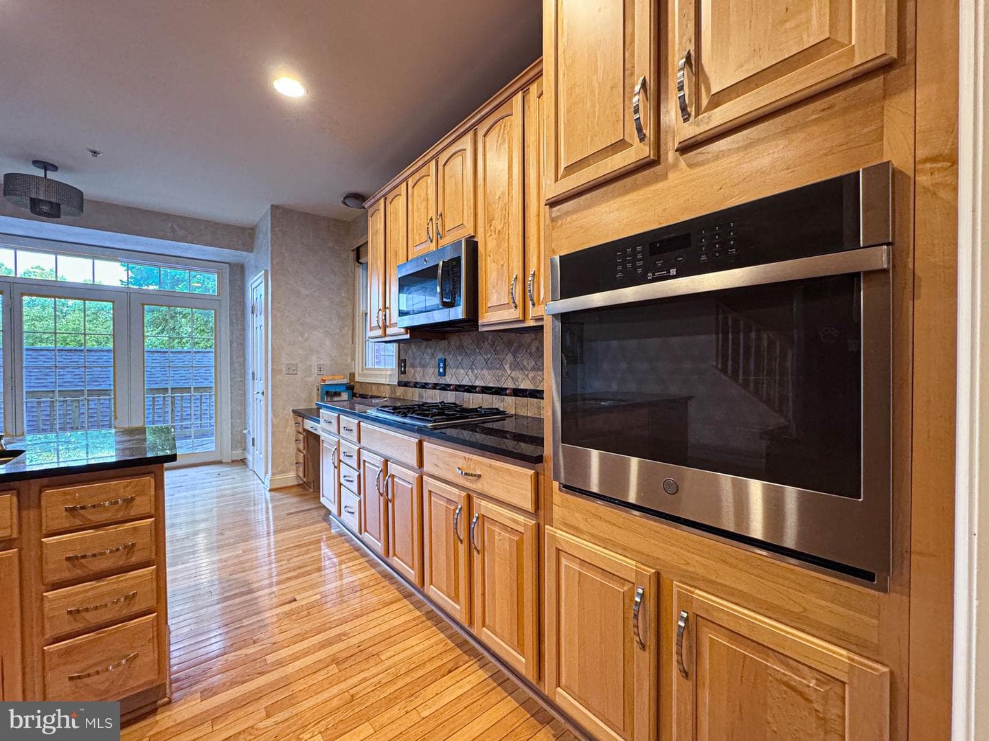 608 Pleasant Dr photo 30