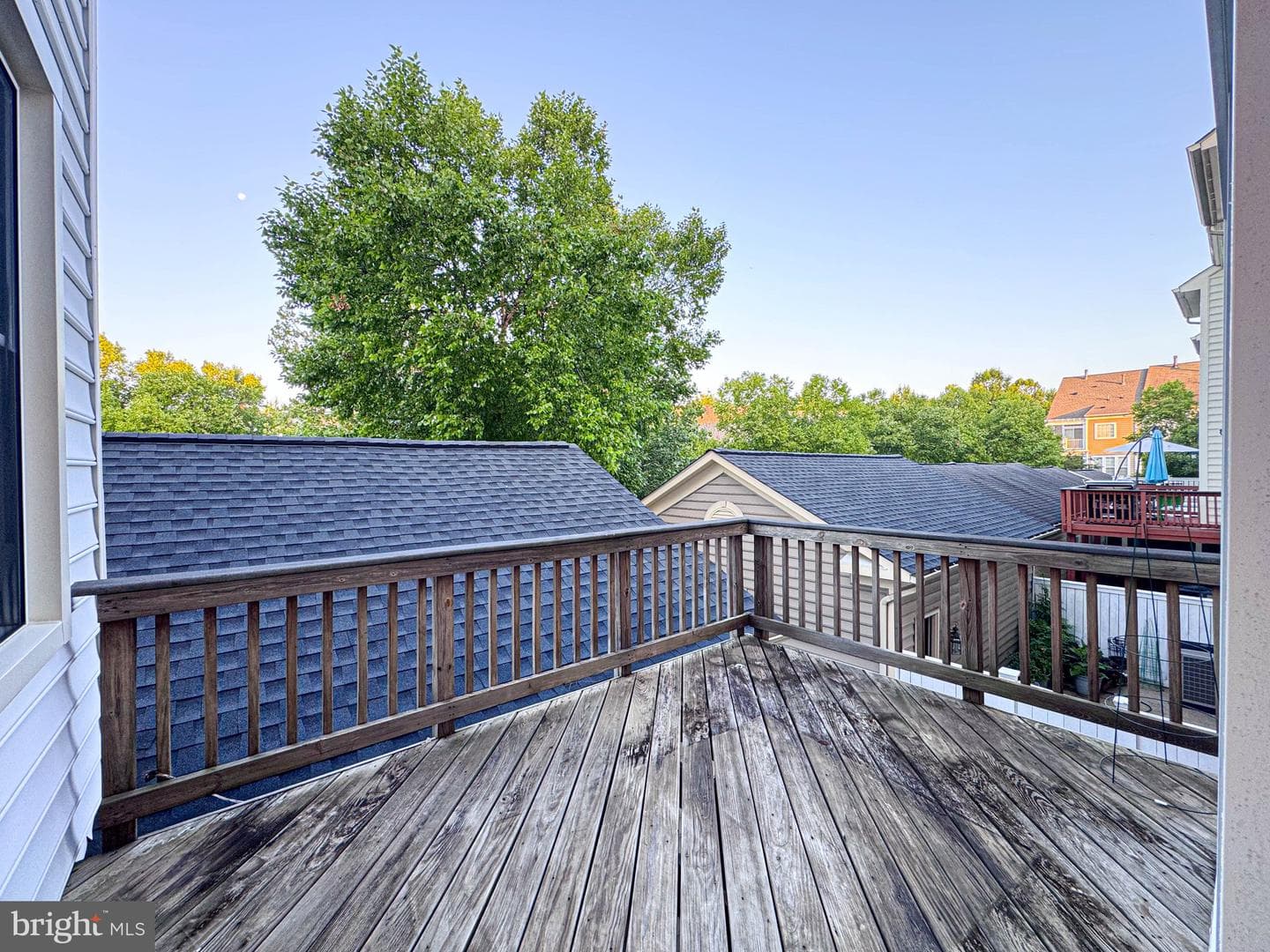 608 Pleasant Dr photo 35