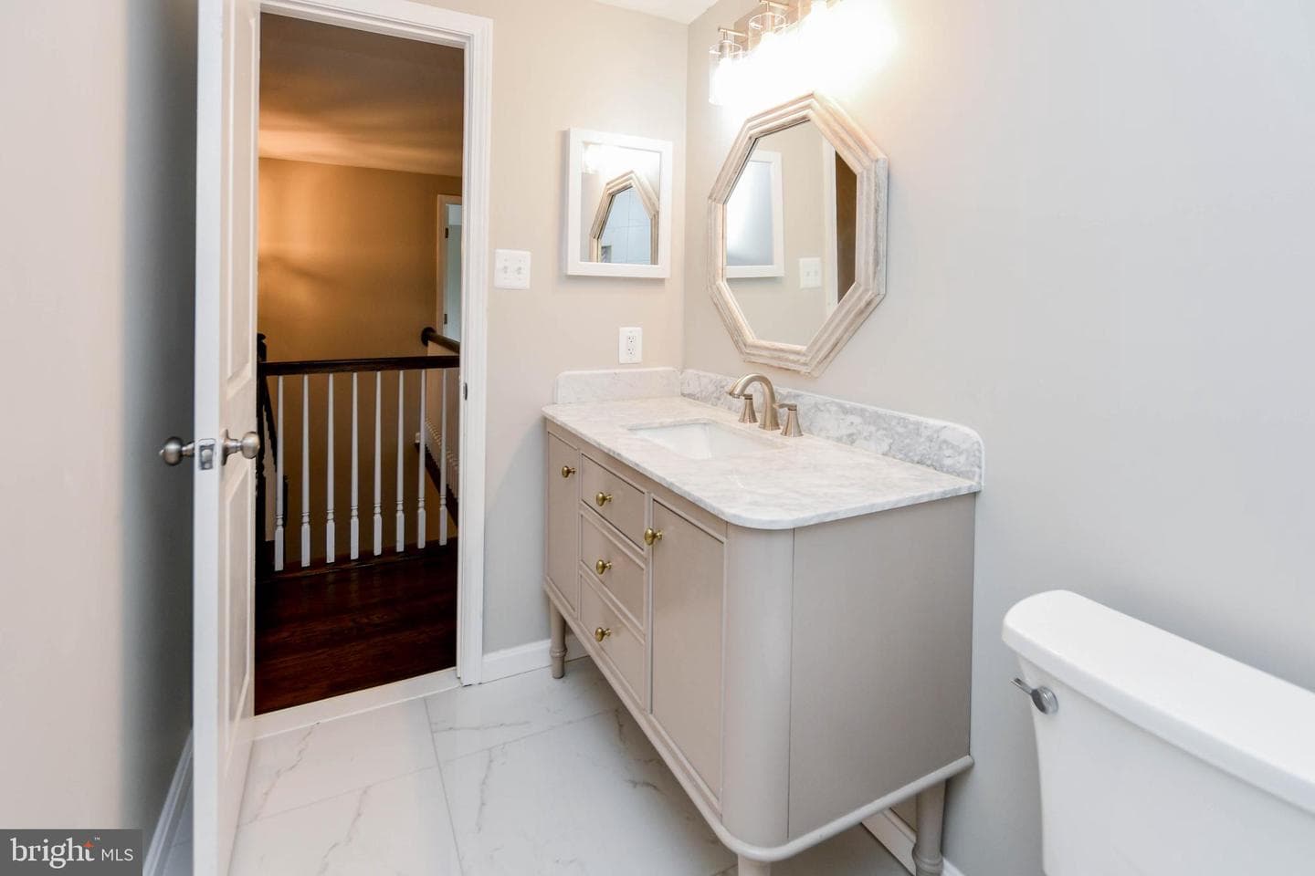 19104 Roman Way photo 34
