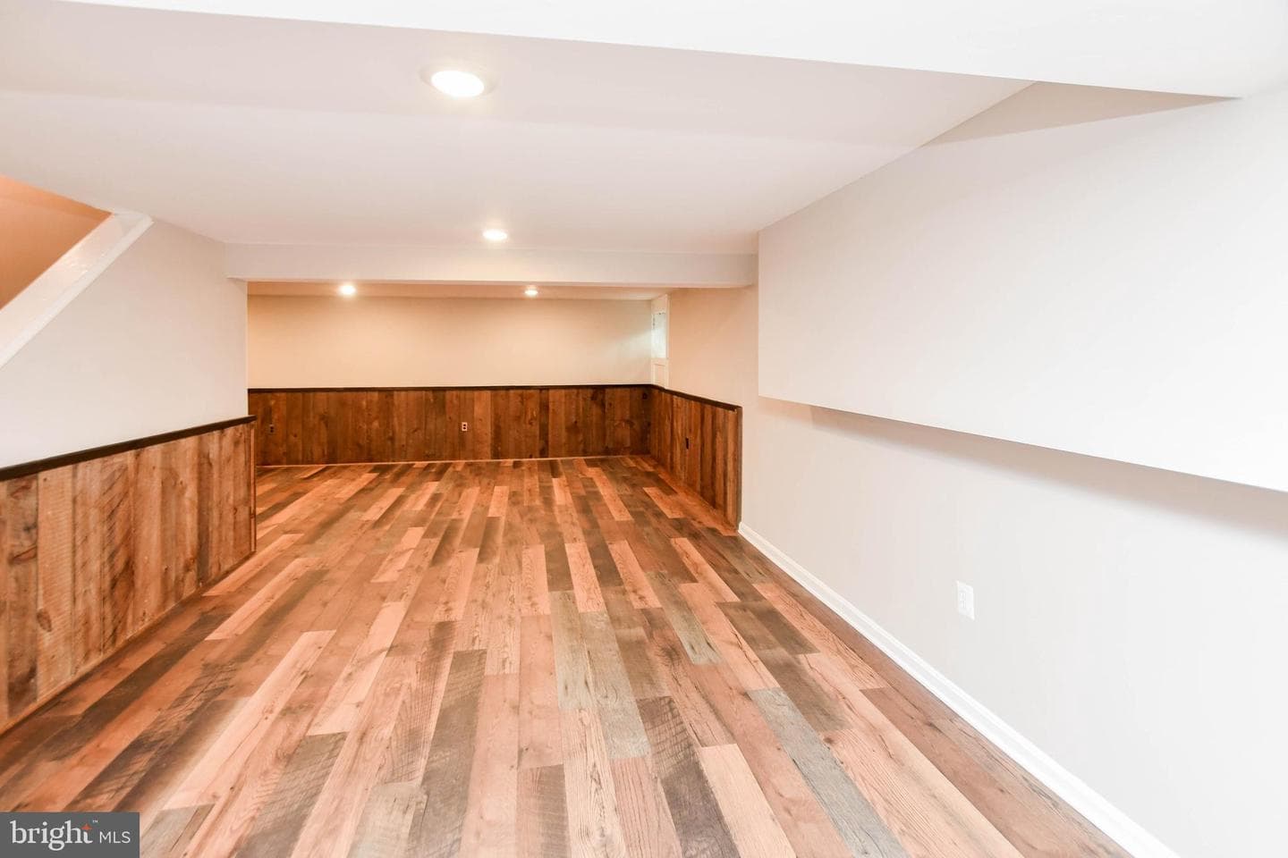 19104 Roman Way photo 50