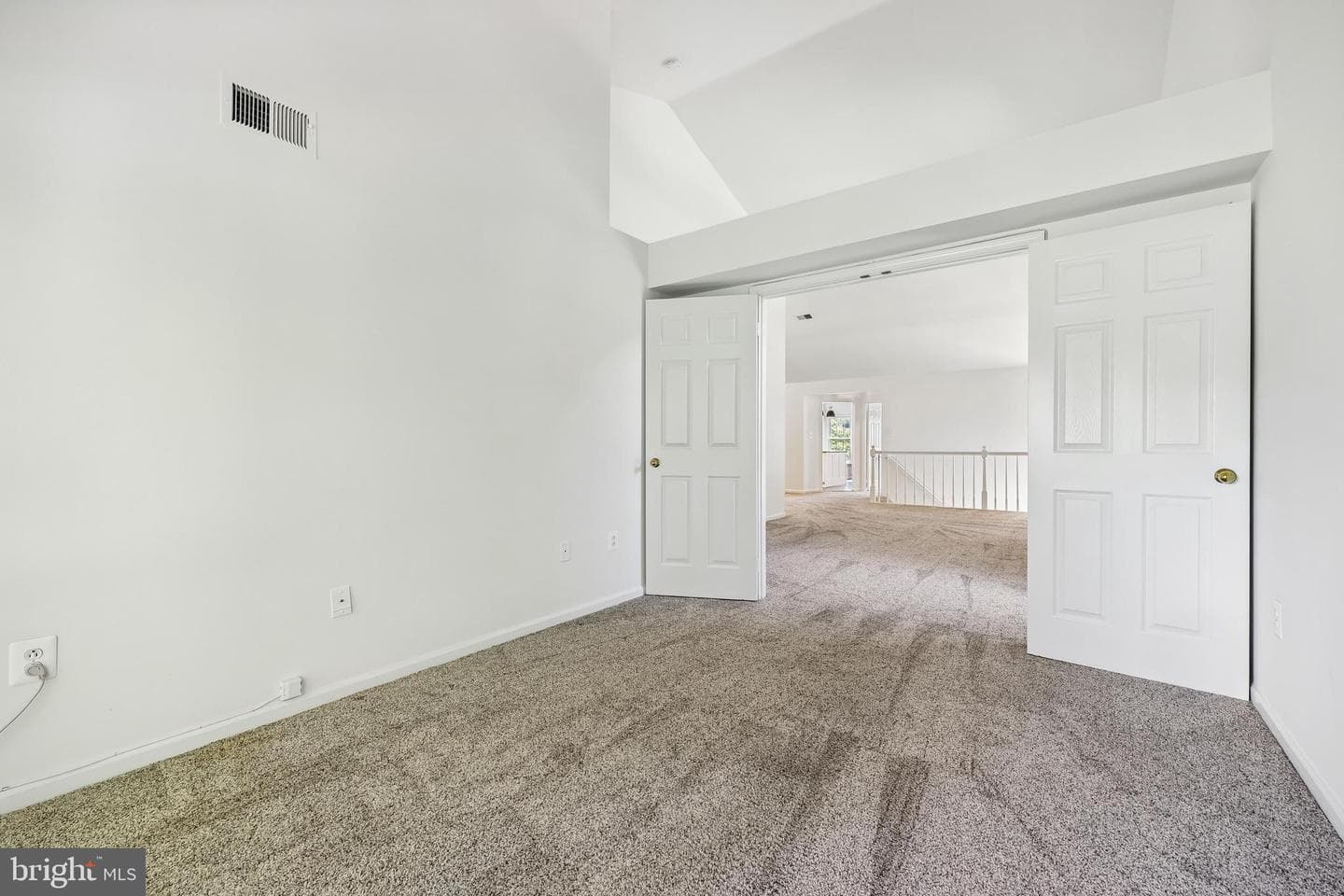 5823 Linden Square Court #52 photo 21