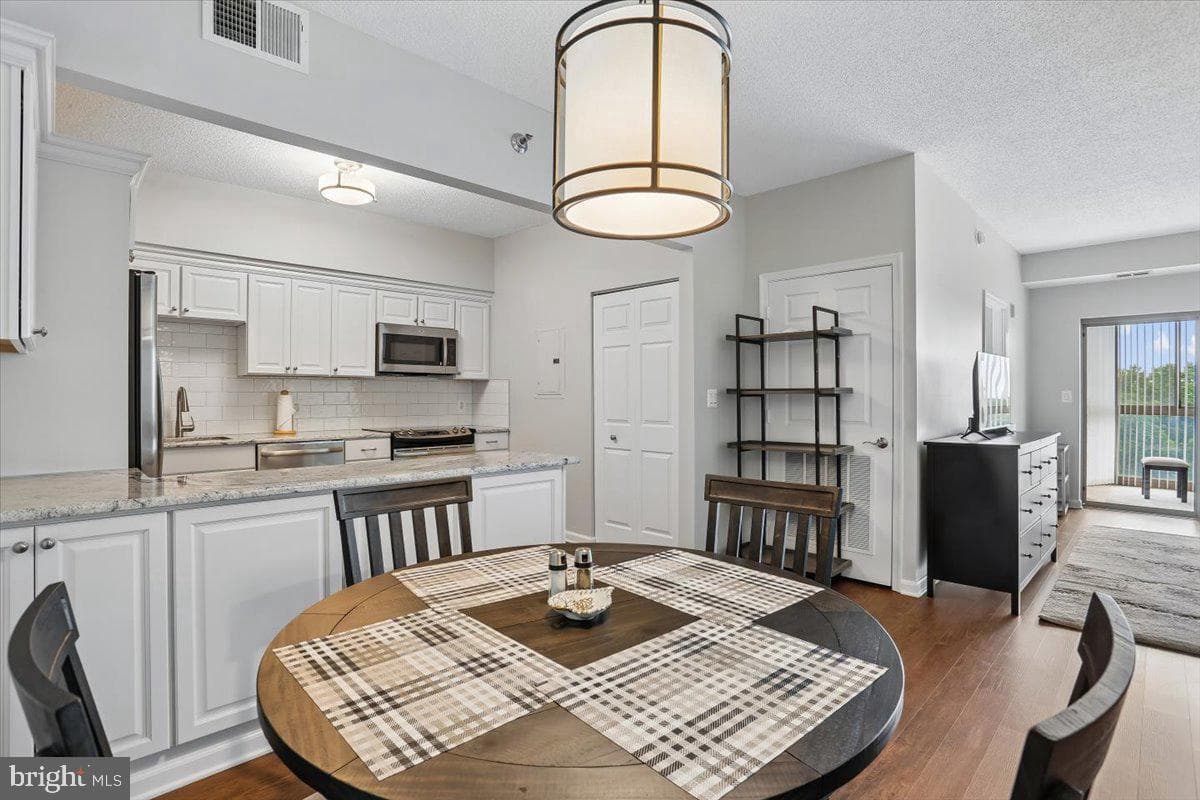 3005 S Leisure World Blvd # 706 photo 5