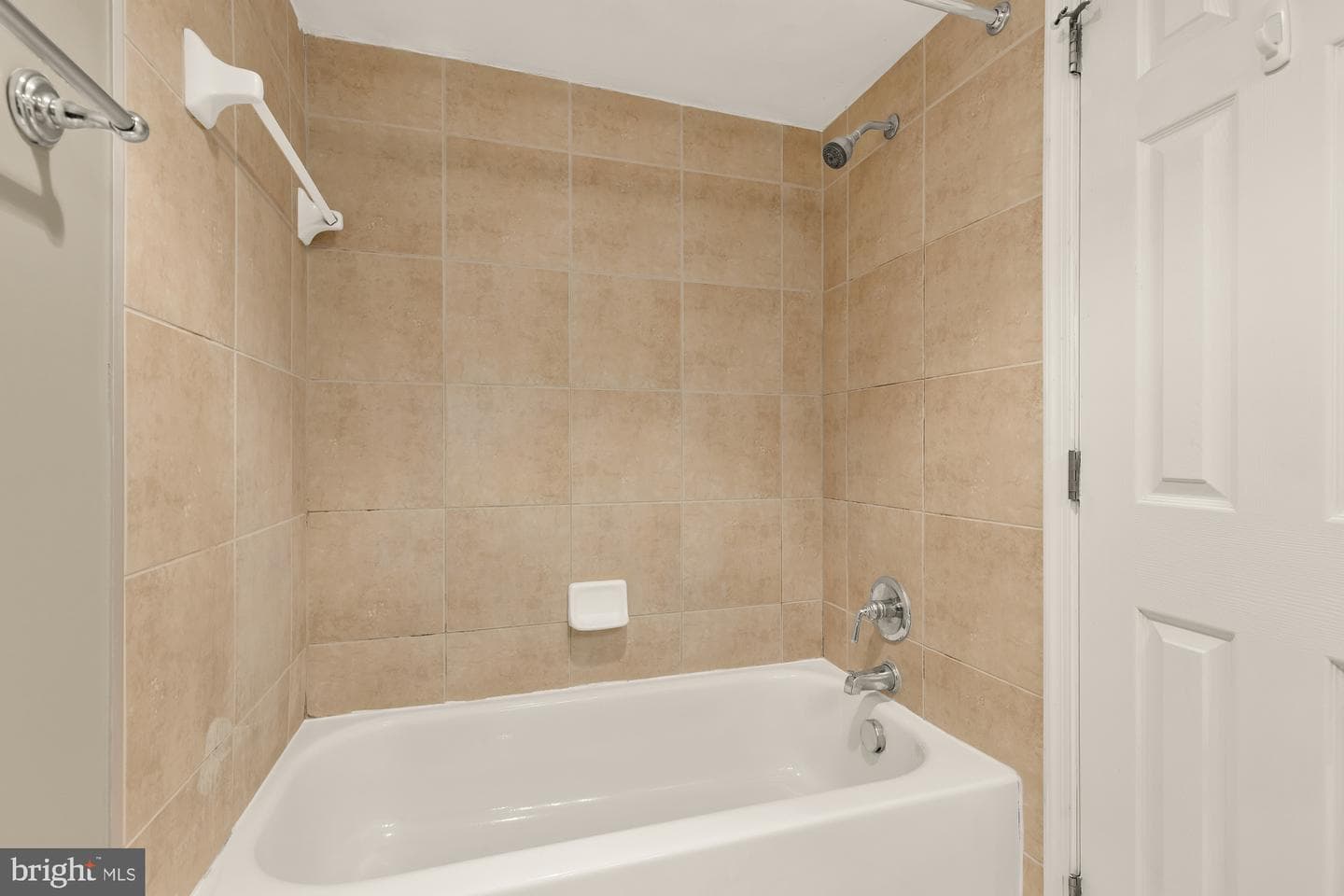 1220 Blair Mill Rd # 101 photo 17