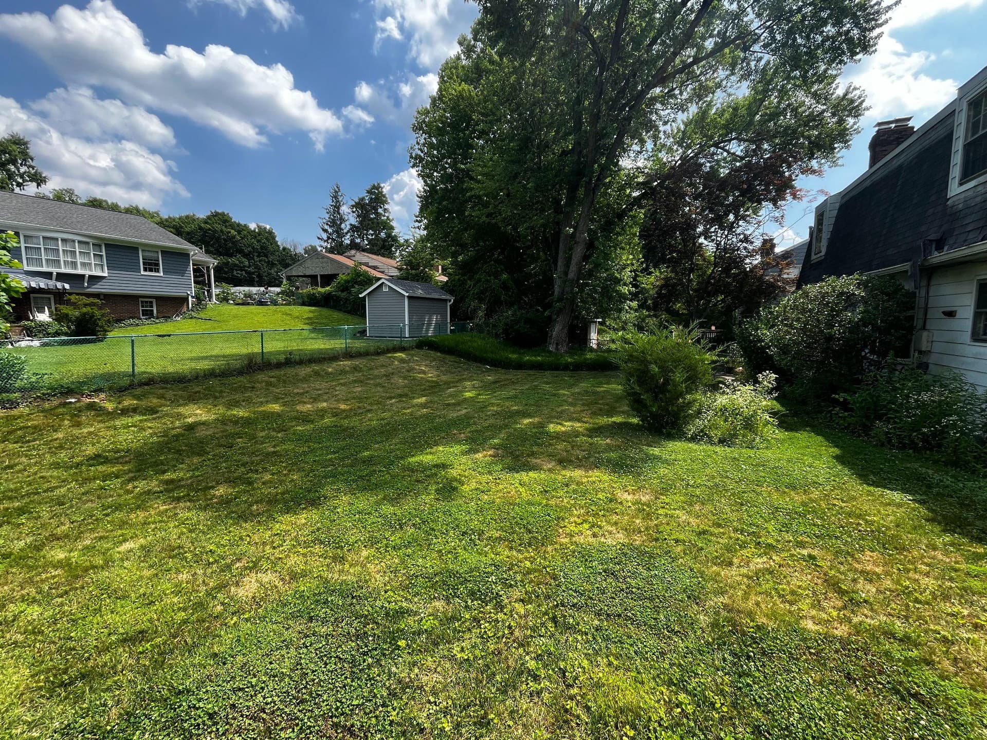 14315 Arctic Ave photo 5